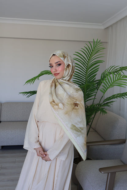 Noire Scarf Butter Yellow