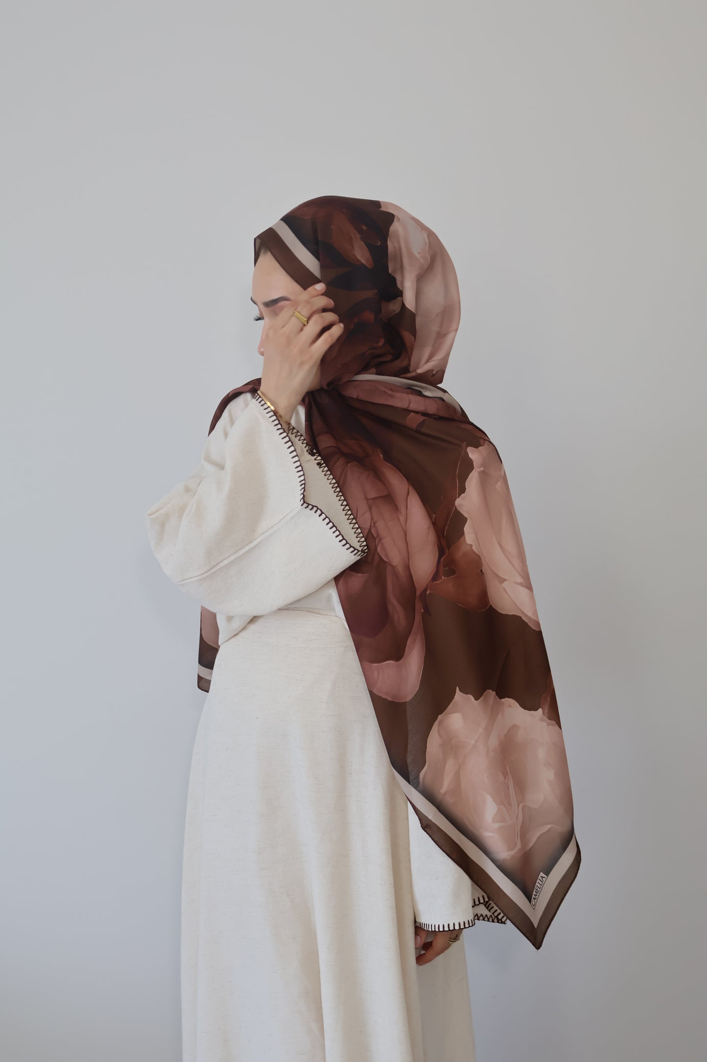 Veyra Scarf
